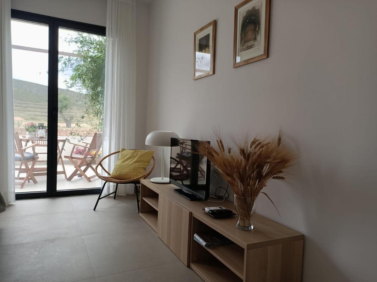 Apartamentos Madreselva Fernan Perez المظهر الخارجي الصورة