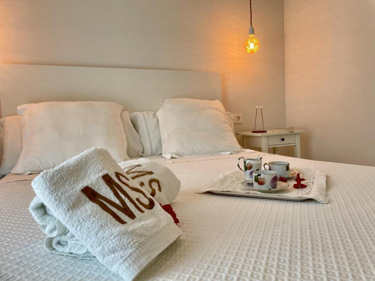 Apartamentos Madreselva Fernan Perez المظهر الخارجي الصورة